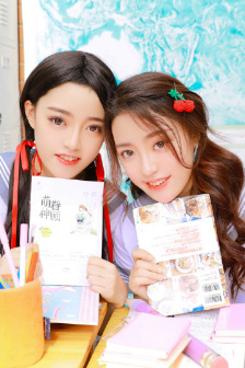 小受被触手PLAY到娇喘产卵